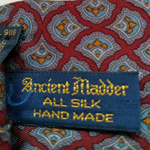 The Cotswold Collection J. S. Blank 100% Silk Necktie Tie Made in USA Burgundy - Picture 9 of 10